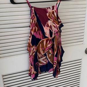 Great cute summer top.